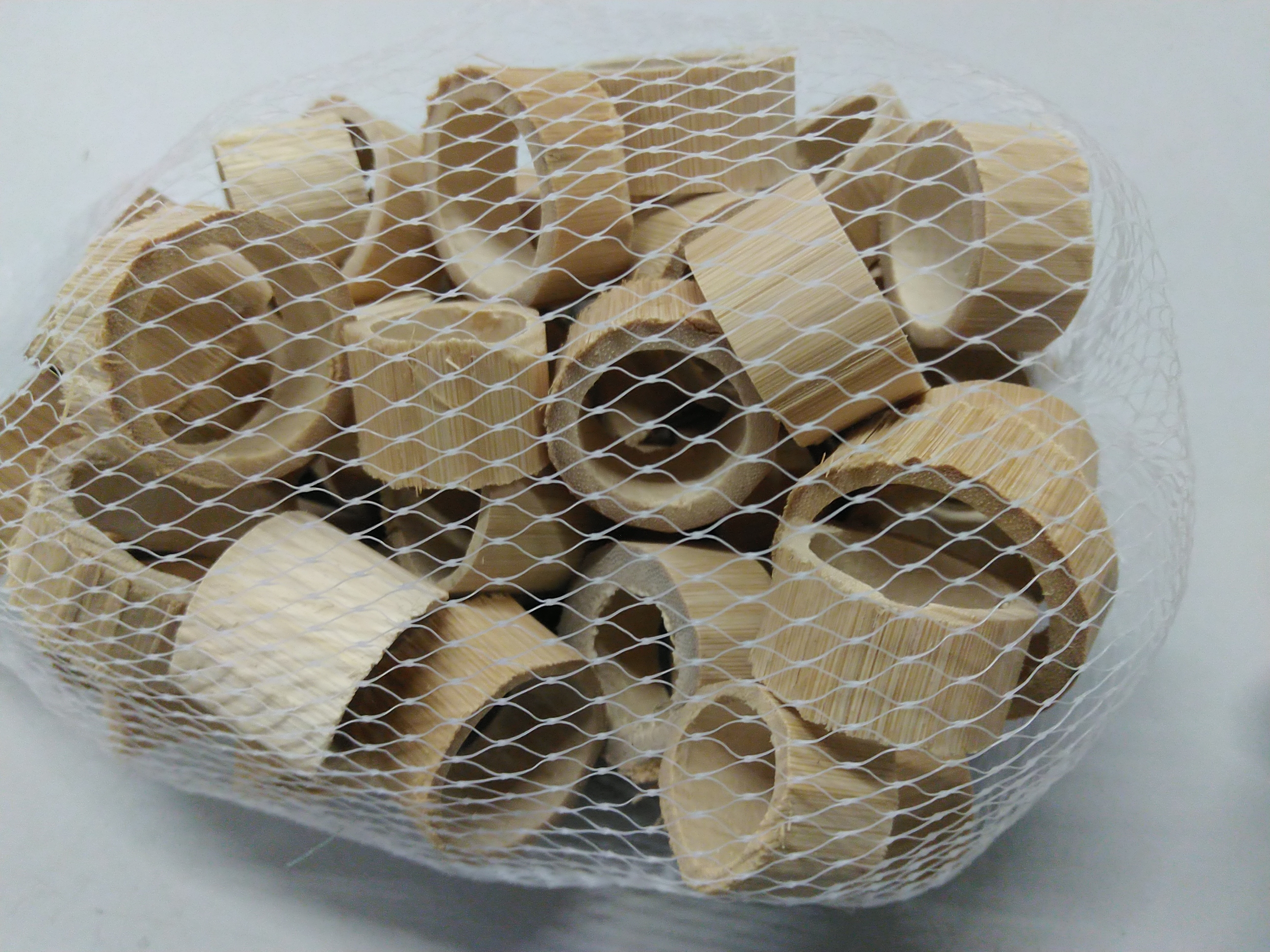 BAMBOE RING ROUND dia2-2,5 x1,5cm NATUREL - 50st