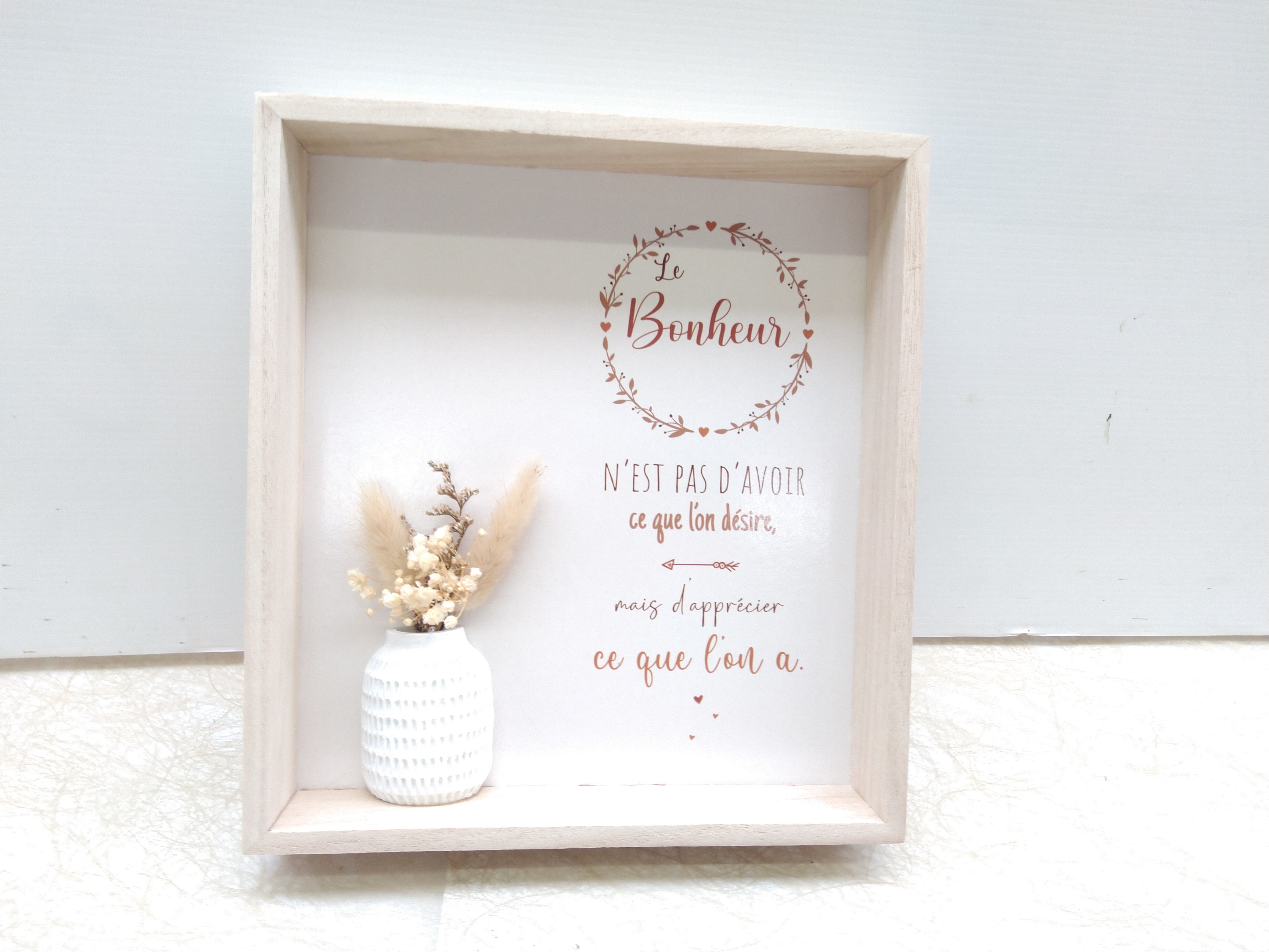 TEKSTBORD+GEDROOGDE BLOEMEN 24X22X4CM