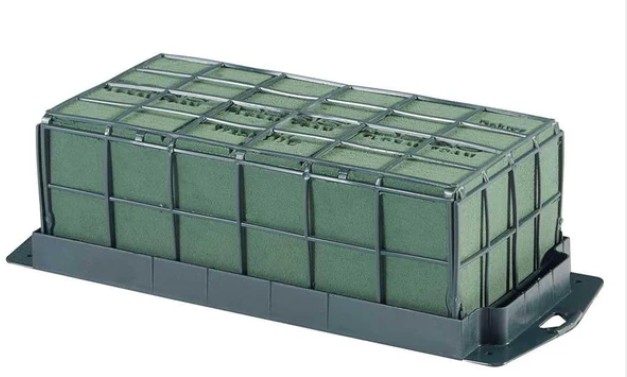 Oasis Tribute Cage Holder