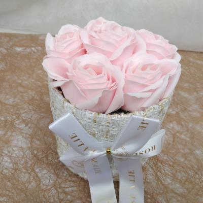 Bloemcadeaubox roze small 15*15*16.5cm